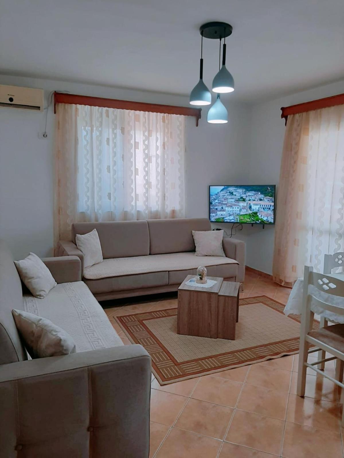 Vangert Apartment Berat Exteriér fotografie