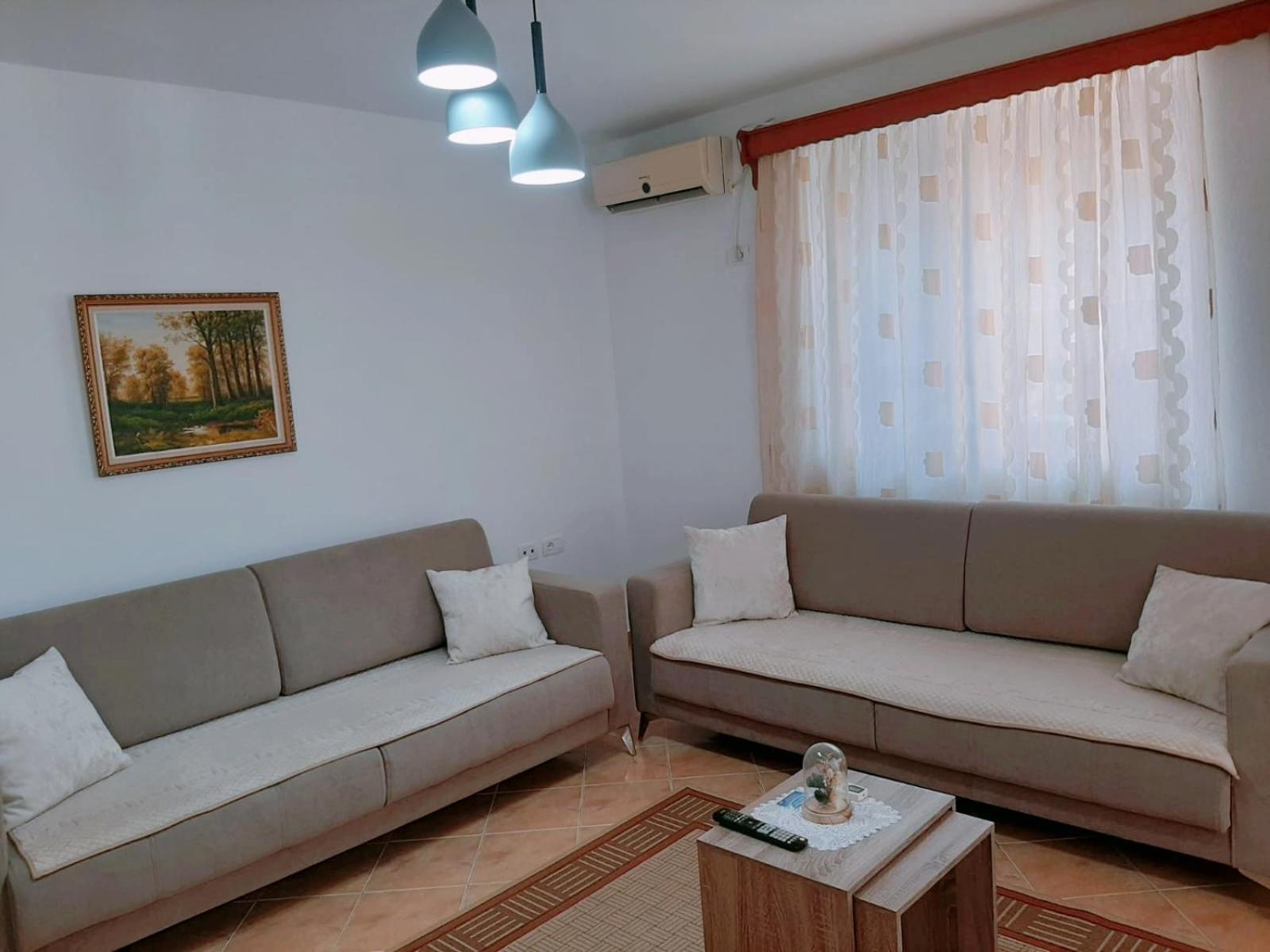 Vangert Apartment Berat Exteriér fotografie