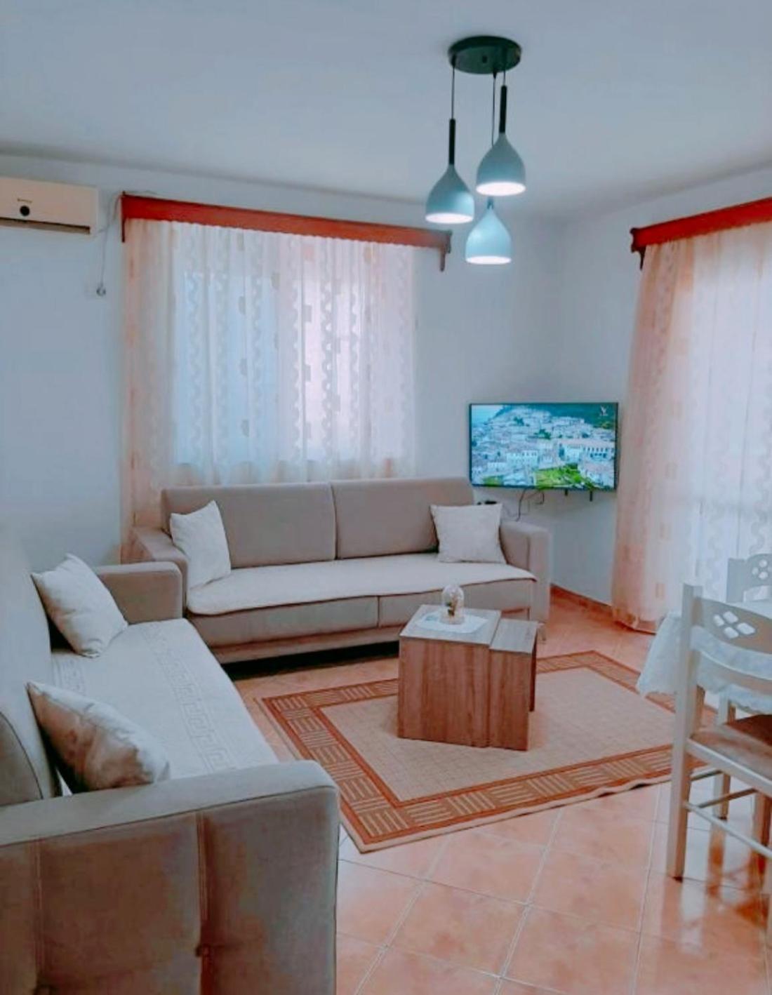 Vangert Apartment Berat Exteriér fotografie